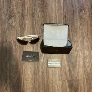 Gucci authentic 2820 FS gold and white sunglasses